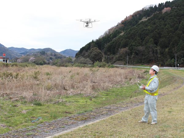 市川水系　振古川　ＵＡＶを活用した河川点検・監視業務